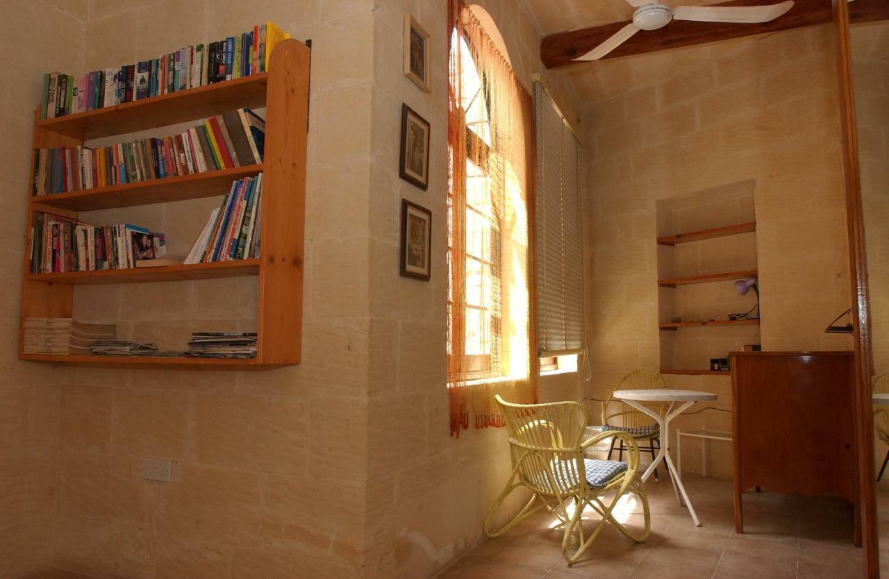 Tal-Masklu Farmhouse Gharb  Bagian luar foto
