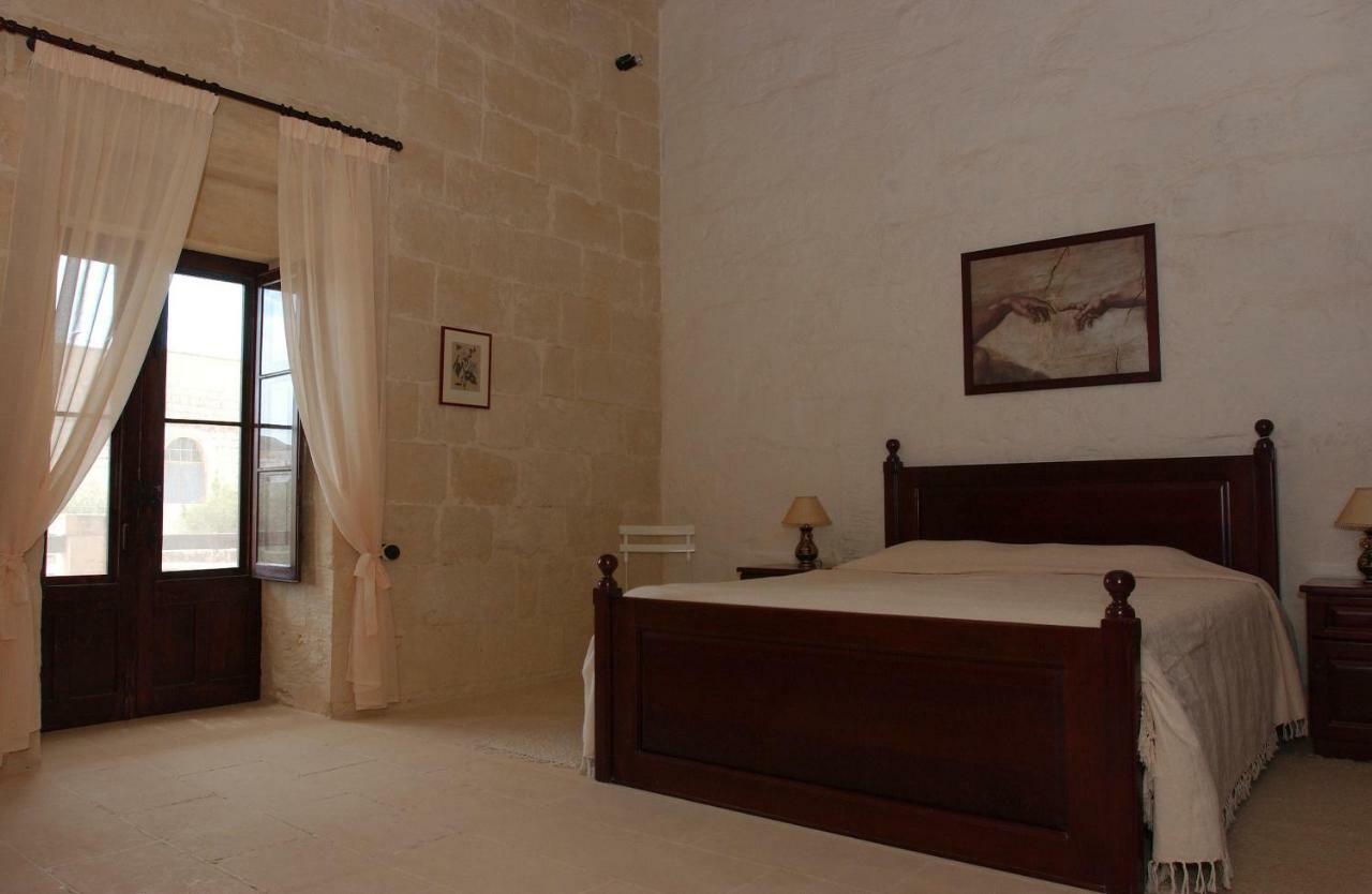 Tal-Masklu Farmhouse Gharb  Bagian luar foto
